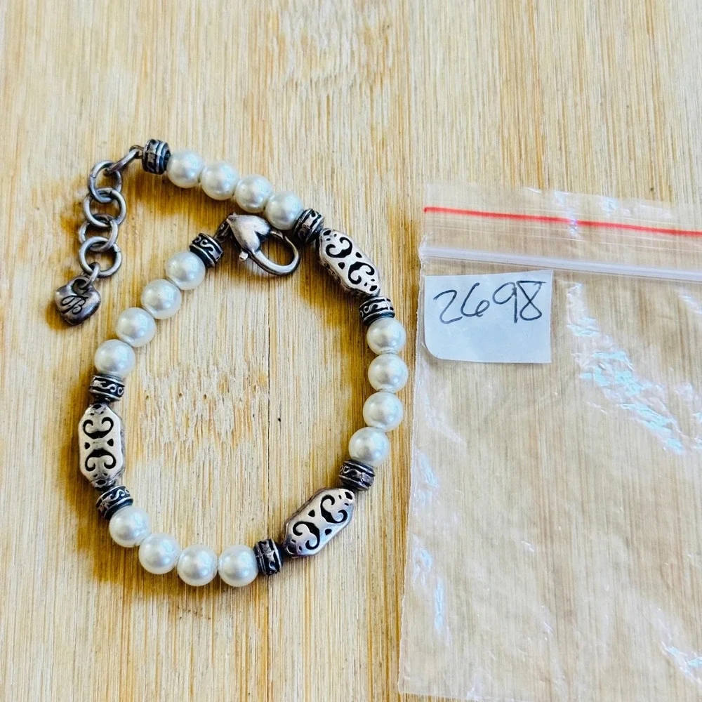 Brighton Vintage Scroll Freshwater Pearl Bracelet Silver Plated Beaded‎ 7